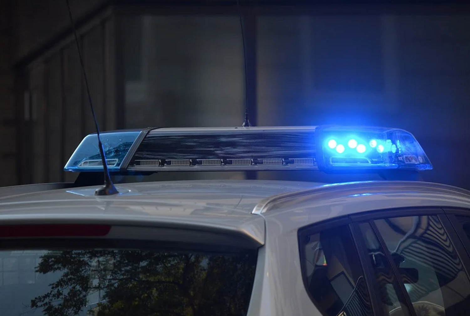 Des policiers interpellent un enfant de 10 ans au volant d'une voiture volée